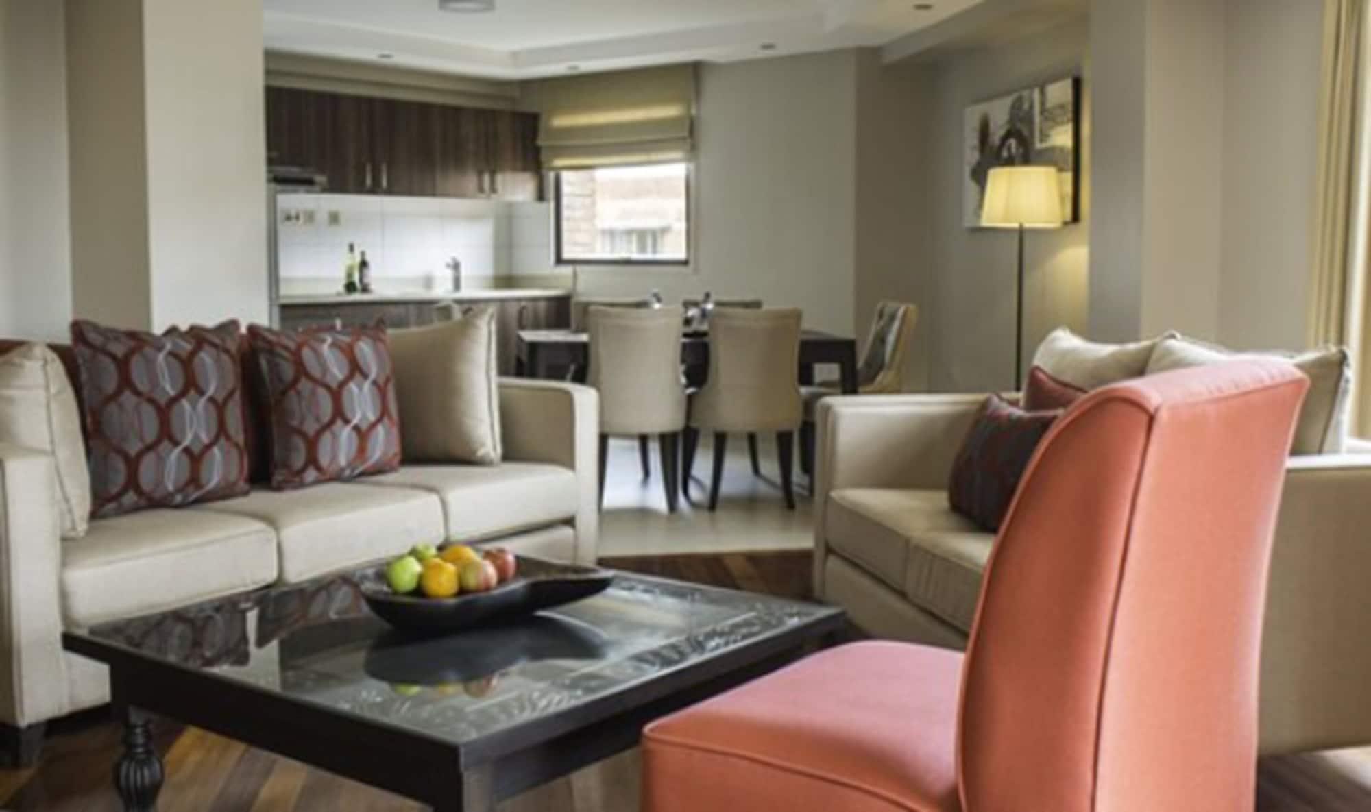 Longonot Place Serviced Apartment-Nairobi, City Centre Cbd ภายนอก รูปภาพ