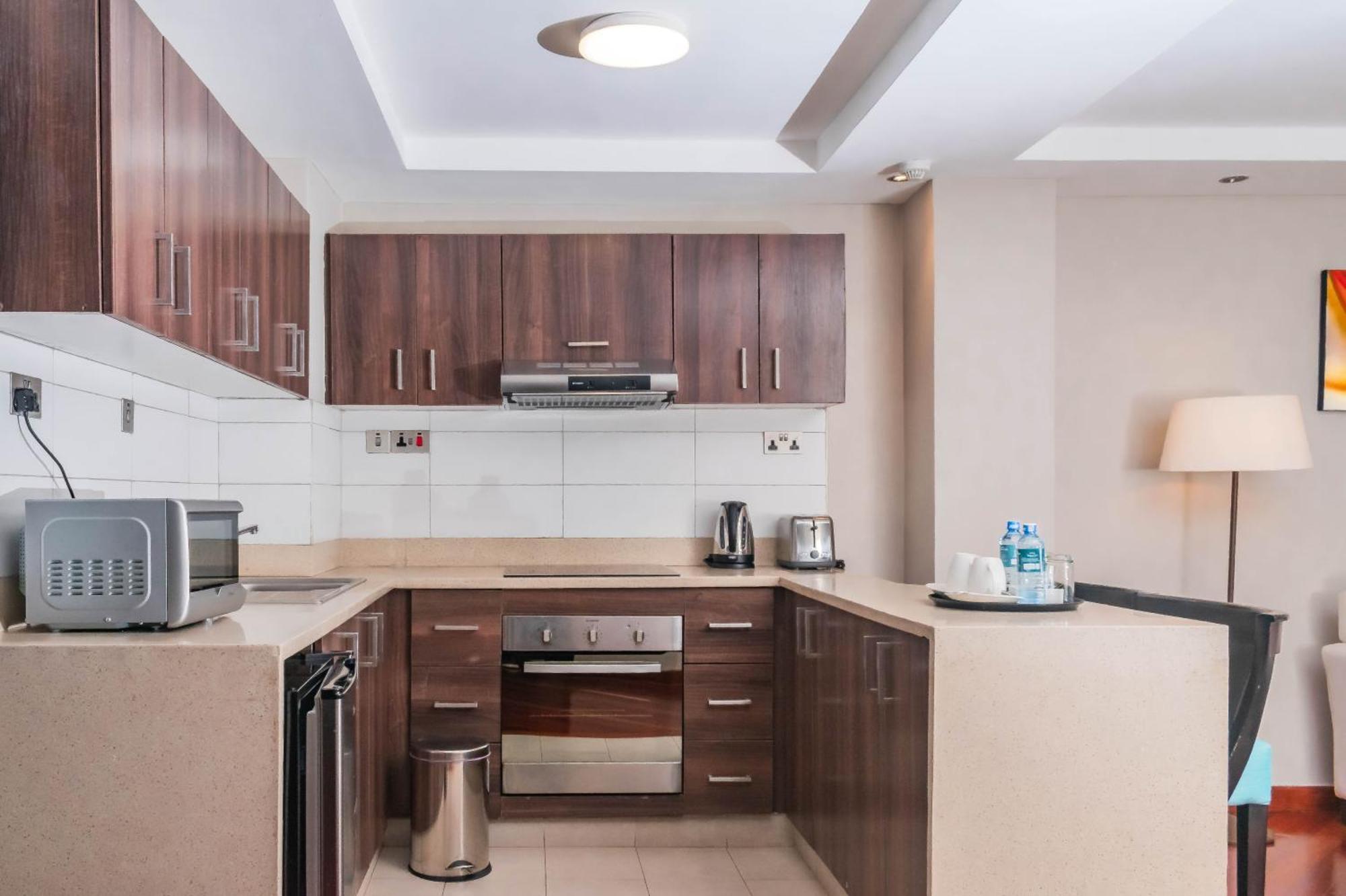 Longonot Place Serviced Apartment-Nairobi, City Centre Cbd ภายนอก รูปภาพ