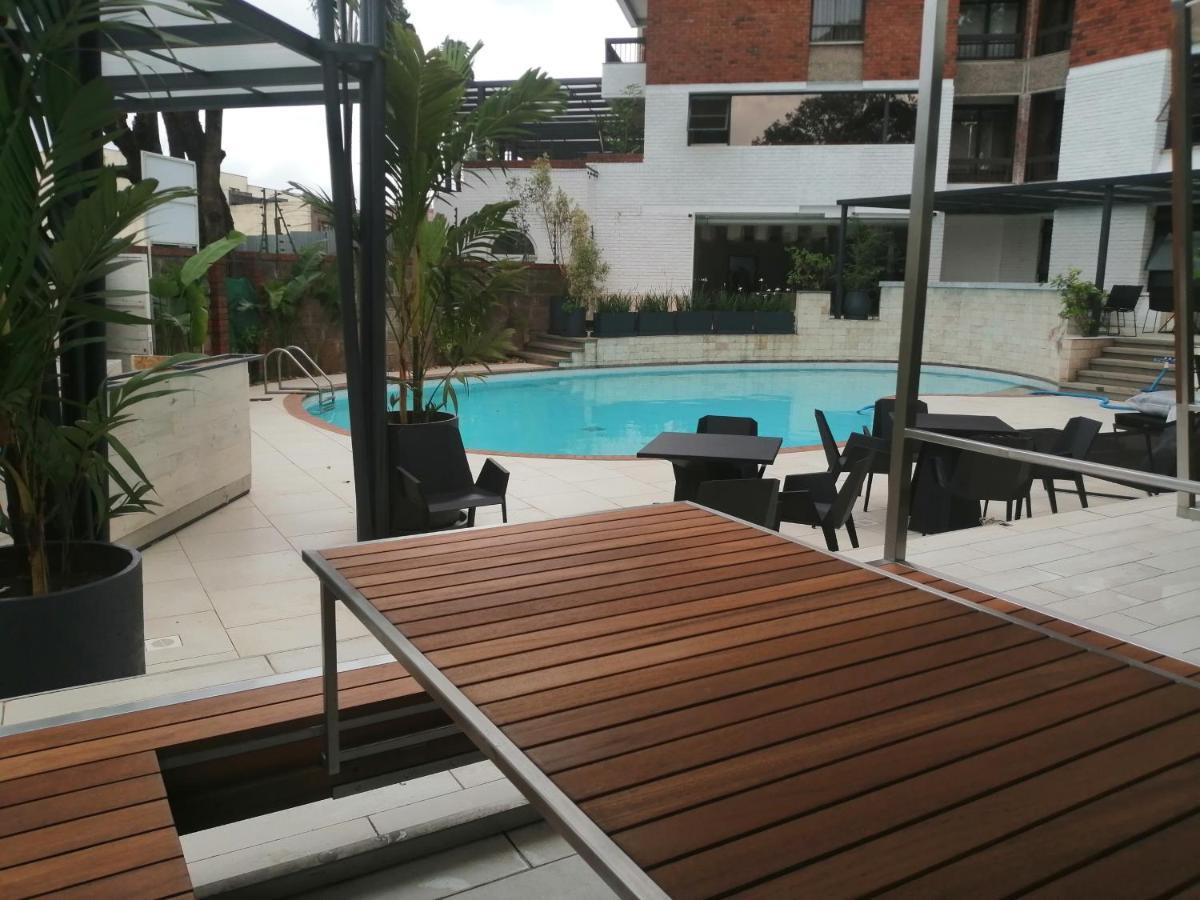 Longonot Place Serviced Apartment-Nairobi, City Centre Cbd ภายนอก รูปภาพ