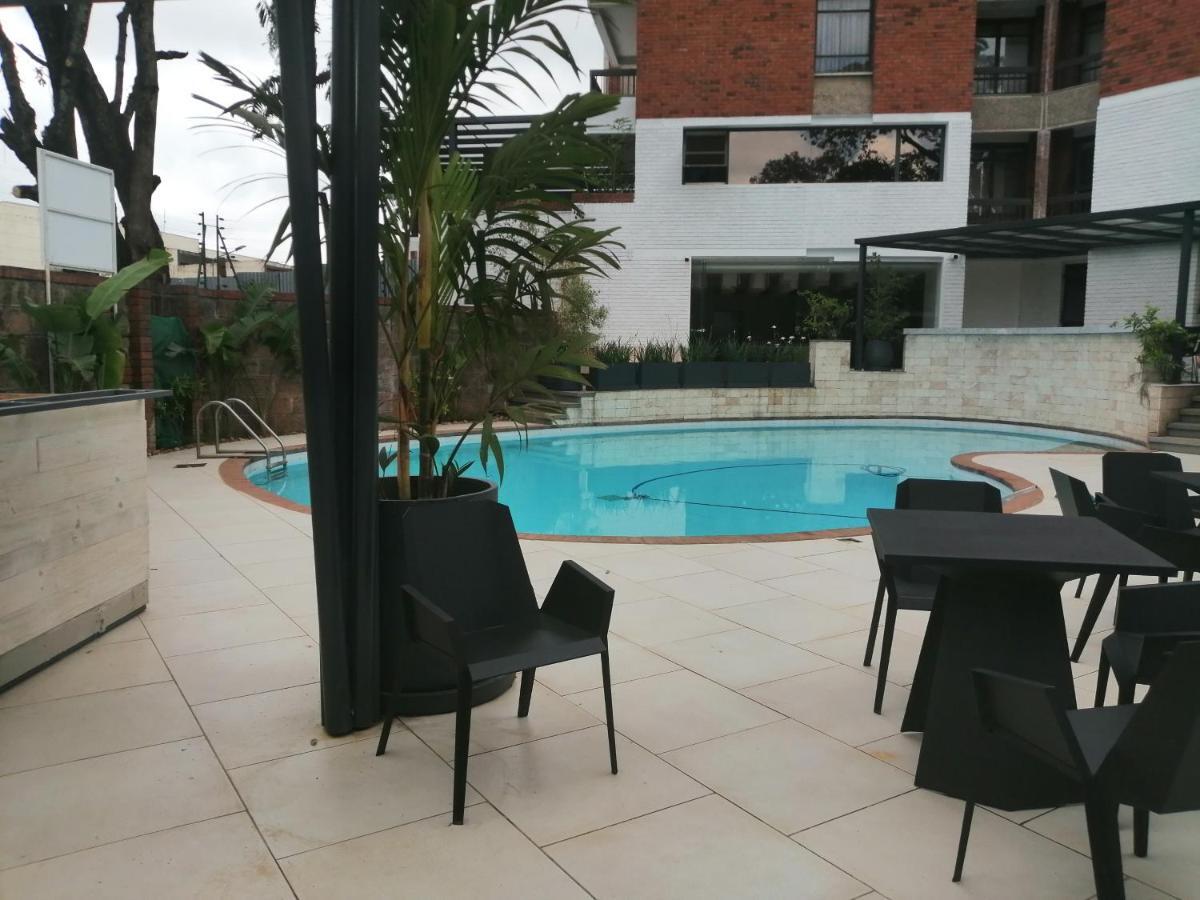 Longonot Place Serviced Apartment-Nairobi, City Centre Cbd ภายนอก รูปภาพ